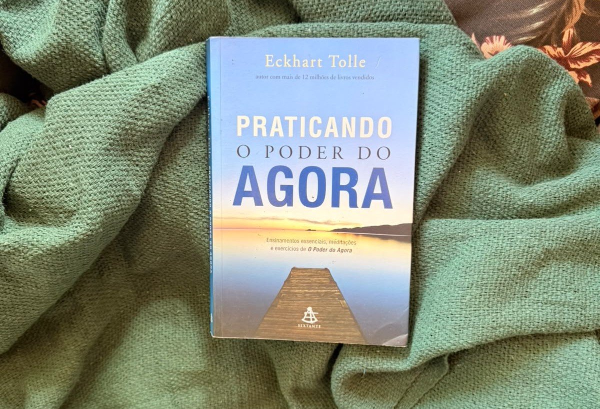 Livro praticando o poder do agora